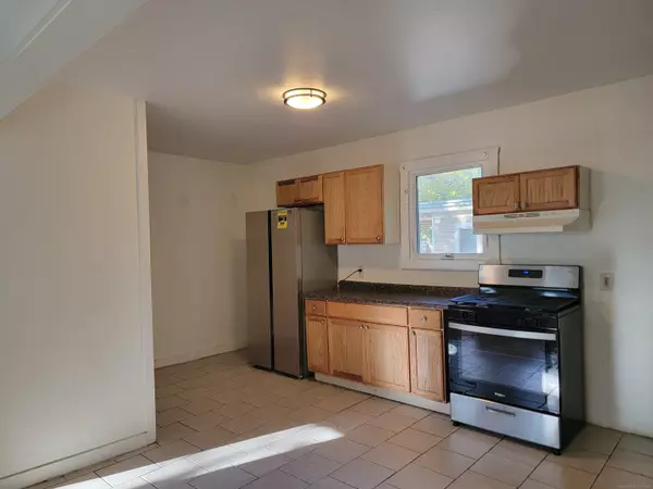 New Haven, CT 06511,27 Lilac Street #2