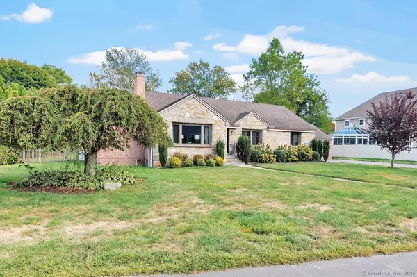 Bridgeport, CT 06605,26 Pearsall Place