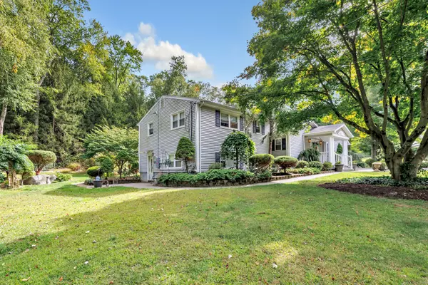 Shelton, CT 06484,6 Daybreak Lane