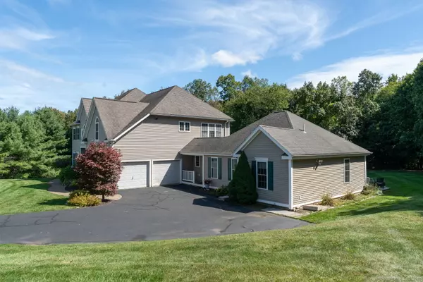 South Windsor, CT 06074,56 Stedman Circle