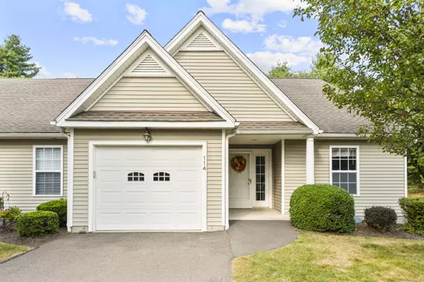 Newtown, CT 06482,114 Haley Lane #114