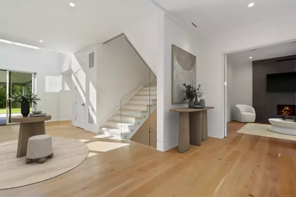 Greenwich, CT 06830,3 Anderson Road