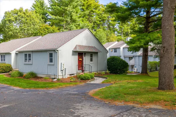 17 Woodstock Meadows, Woodstock, CT 06281