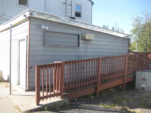 Stamford, CT 06902,63 Selleck Street