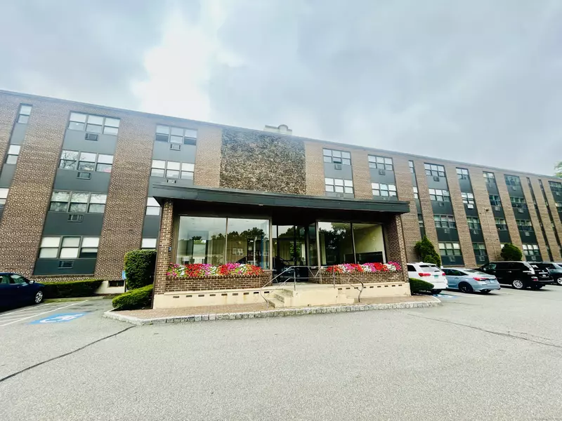 9 Park Street #4B, Norwalk, CT 06851