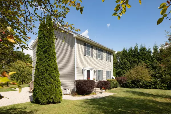 North Canaan, CT 06018,77 Clayton Road