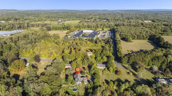 Bethany, CT 06524,579 Bethmour Road