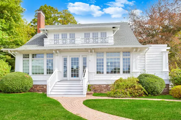 Branford, CT 06405,71 Cedar Street