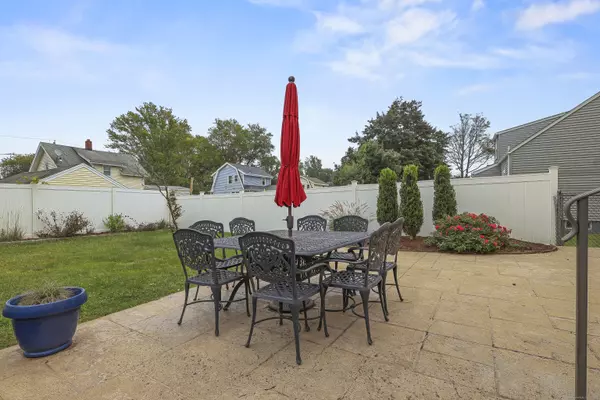 Milford, CT 06461,83 Berwyn Street