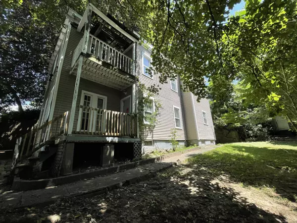 Norwich, CT 06360,11 Division Street