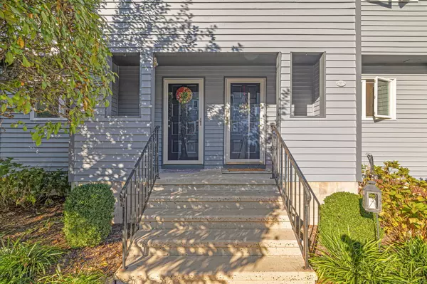 Norwalk, CT 06851,81 Wolfpit Avenue #APT C6