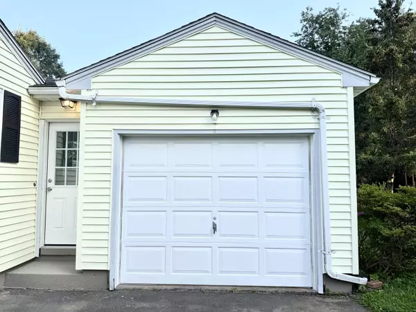 Southington, CT 06489,28 James Avenue