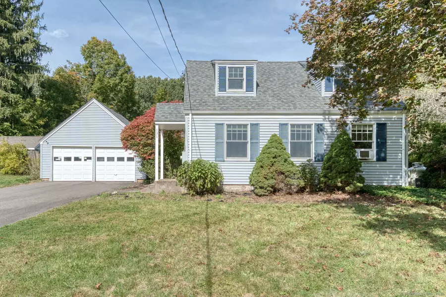 131 Lake Street, Manchester, CT 06042