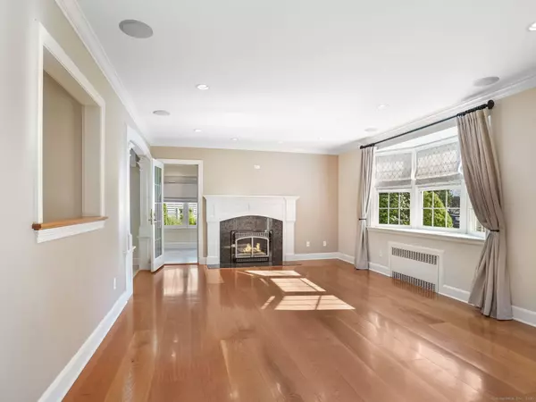 Fairfield, CT 06825,226 Alberta Street