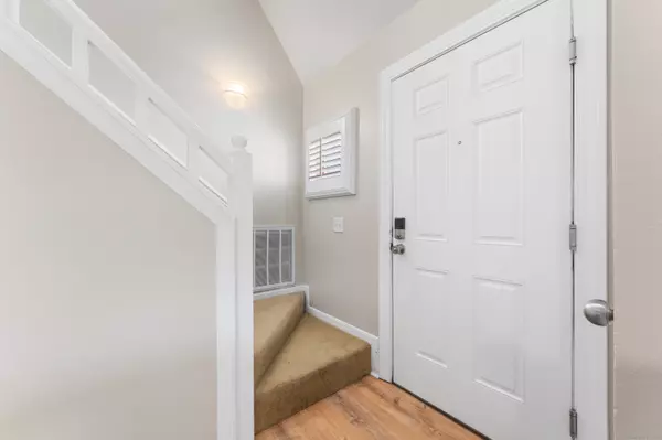 Norwich, CT 06360,2124 Old Pond Lane #2124