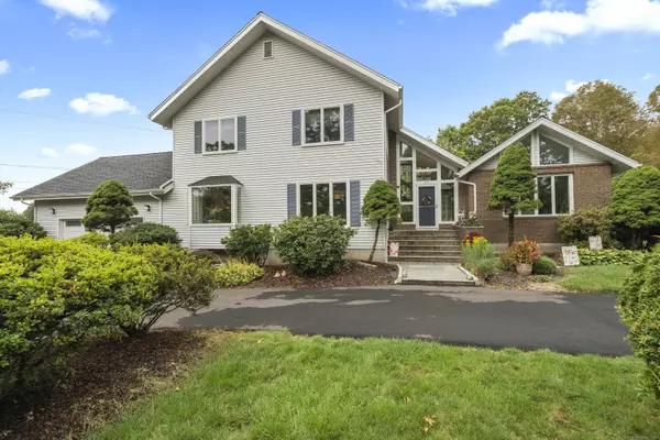 27 Hickory Hill Lane, Branford, CT 06405