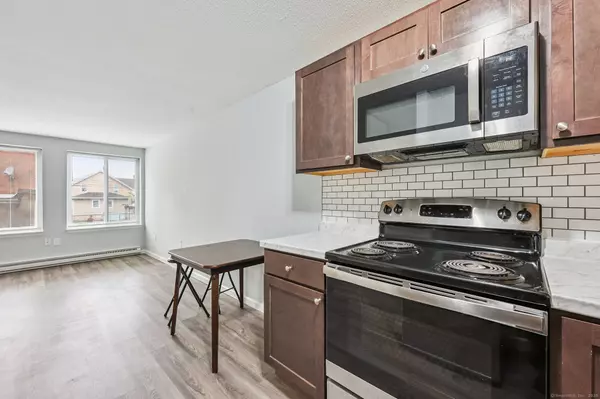 Hartford, CT 06114,356 Franklin Avenue #APT A4