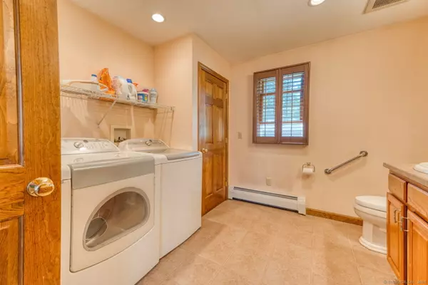 Enfield, CT 06082,5 Windmill Road