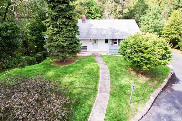 Orange, CT 06477,460 Taulman Road