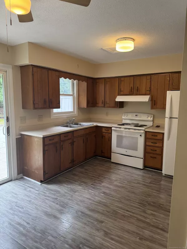 Killingly, CT 06241,58 Dog Hill Road