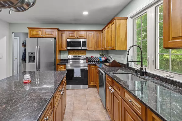 Thompson, CT 06255,433 Fabyan Road