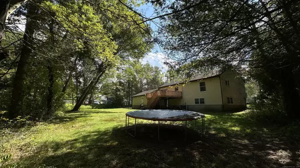 Norwich, CT 06360,17 Nemczuk Drive