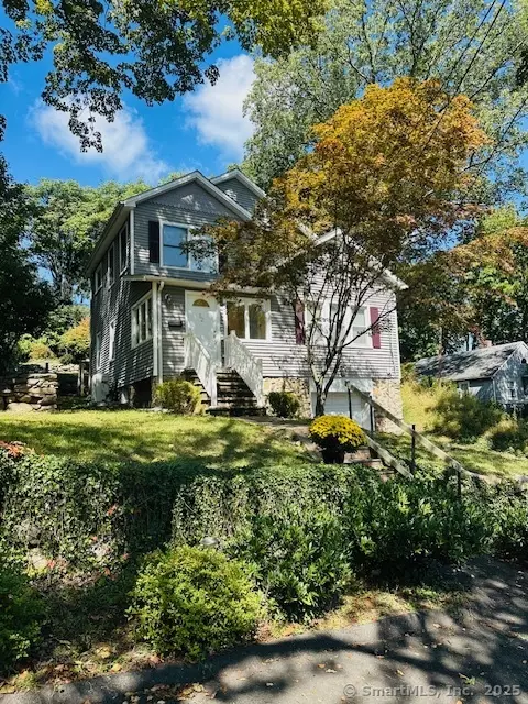 52 Ponus Avenue, Norwalk, CT 06850
