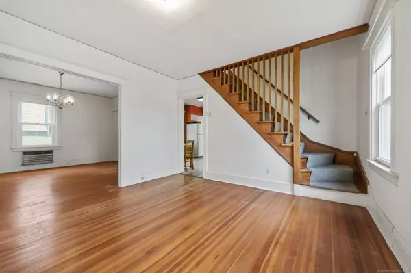 Greenwich, CT 06830,123 Hamilton Avenue