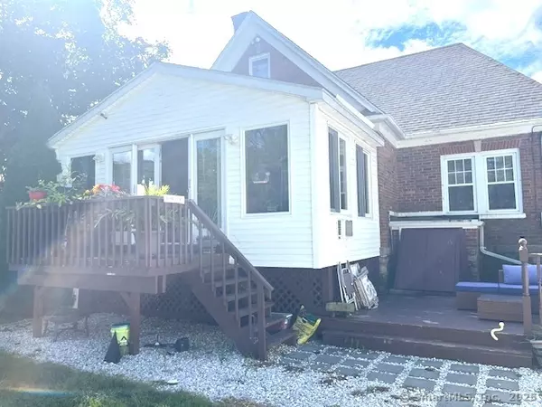 Meriden, CT 06451,261 Reservoir Avenue