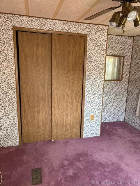 Shelton, CT 06484,112 Woodland Park