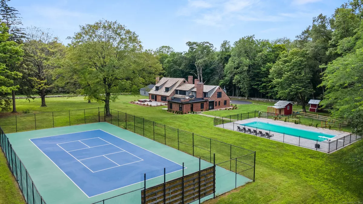 Middlebury, CT 06762,372 Tucker Hill Road