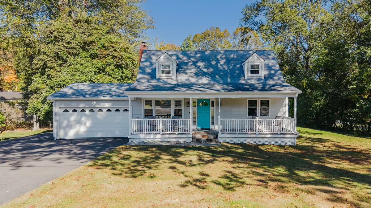 Trumbull, CT 06611,60 Lillian Drive