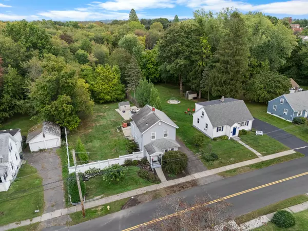 Milford, CT 06460,27 Peck Street