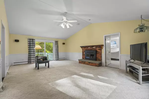 Guilford, CT 06437,36 Water Lily Lane