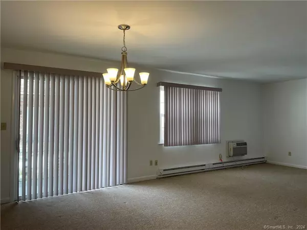 Stamford, CT 06902,35 Woodway Road #A2