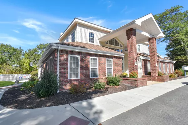 Middletown, CT 06457,27 Carriage Crossing Lane #27