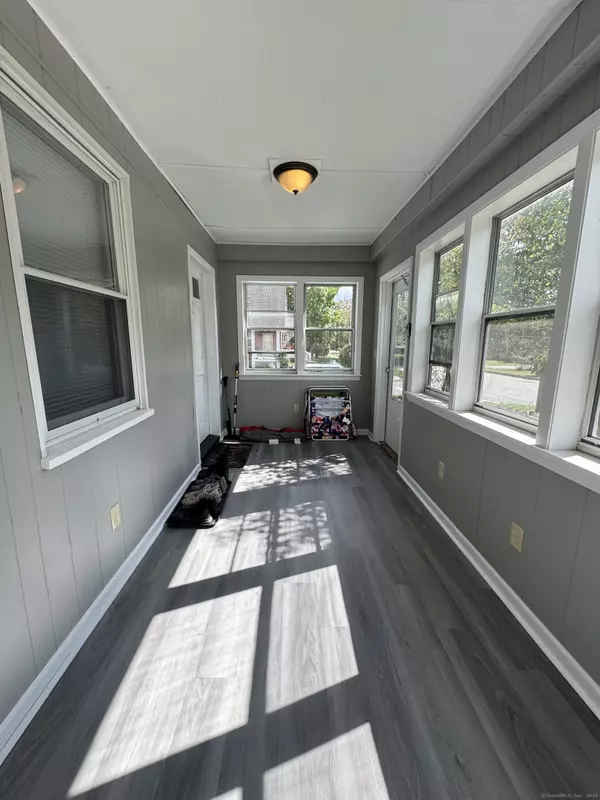 Killingly, CT 06263,54 Litchfield Avenue