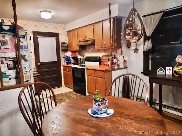 Brookfield, CT 06804,26 Clearview Drive