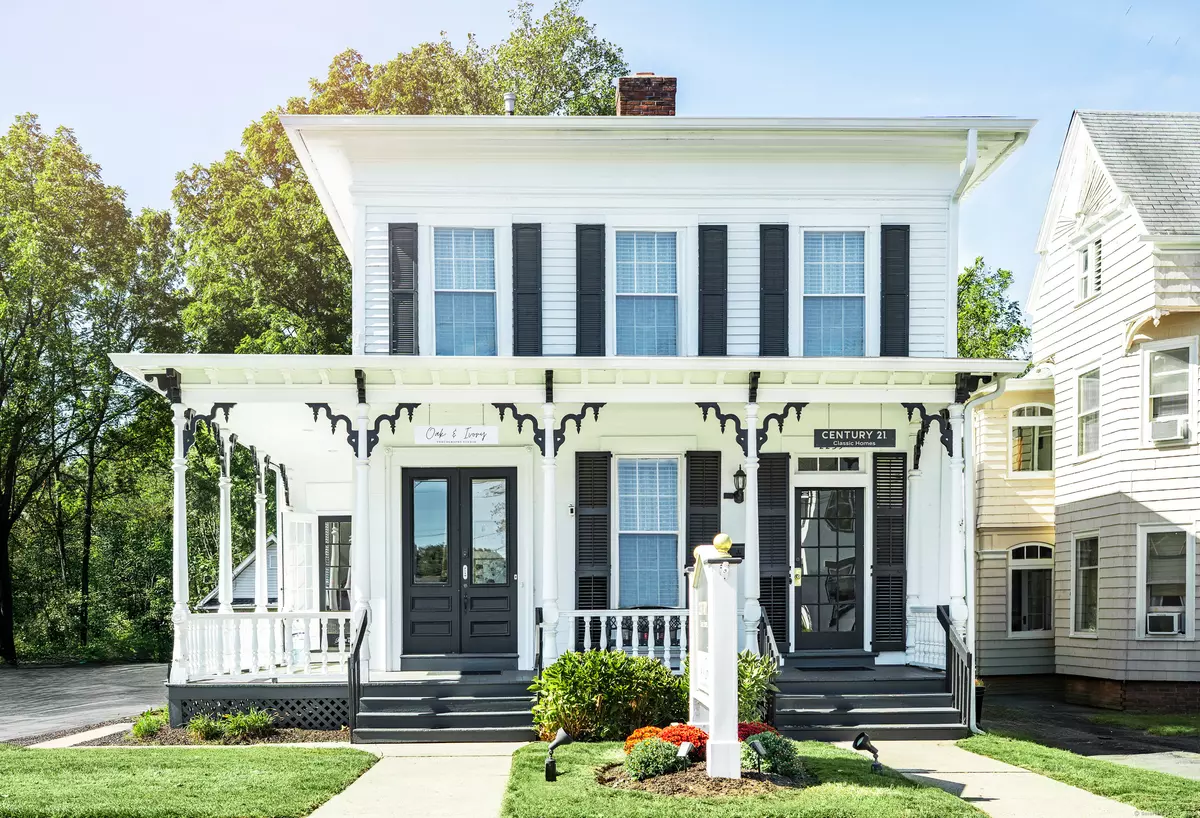 Glastonbury, CT 06033,2239 Main Street #2nd Floor