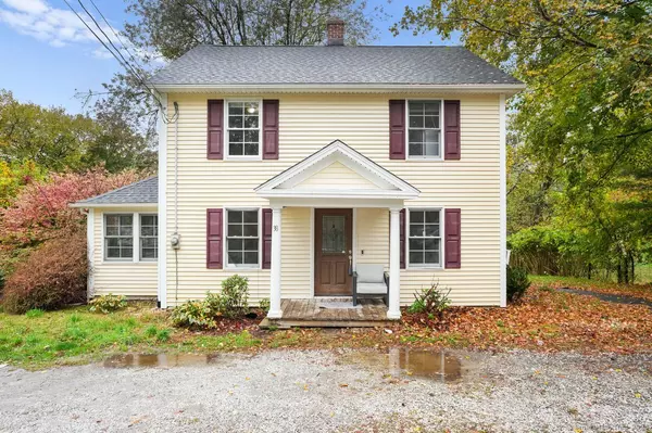 38 Pembroke Road, Danbury, CT 06811