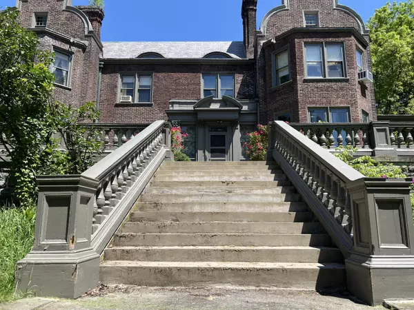 Waterbury, CT 06710,70 Hillside Avenue