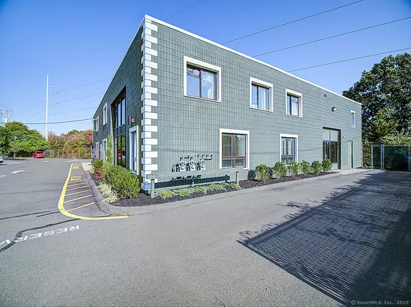 North Haven, CT 06473,193 State Street