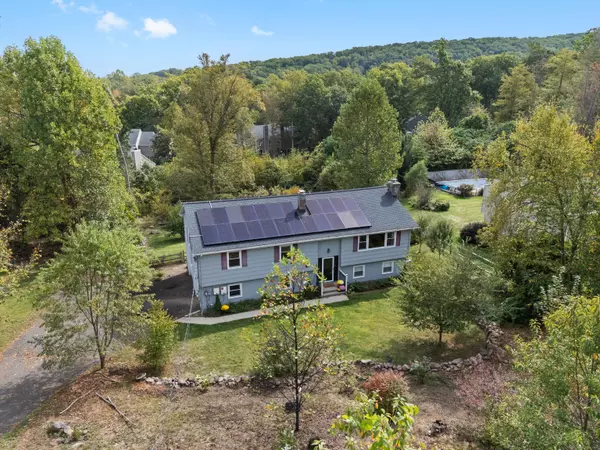 1897 Shepard Avenue, Hamden, CT 06518