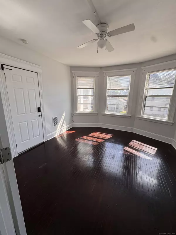 Stratford, CT 06615,29 Bowe Avenue