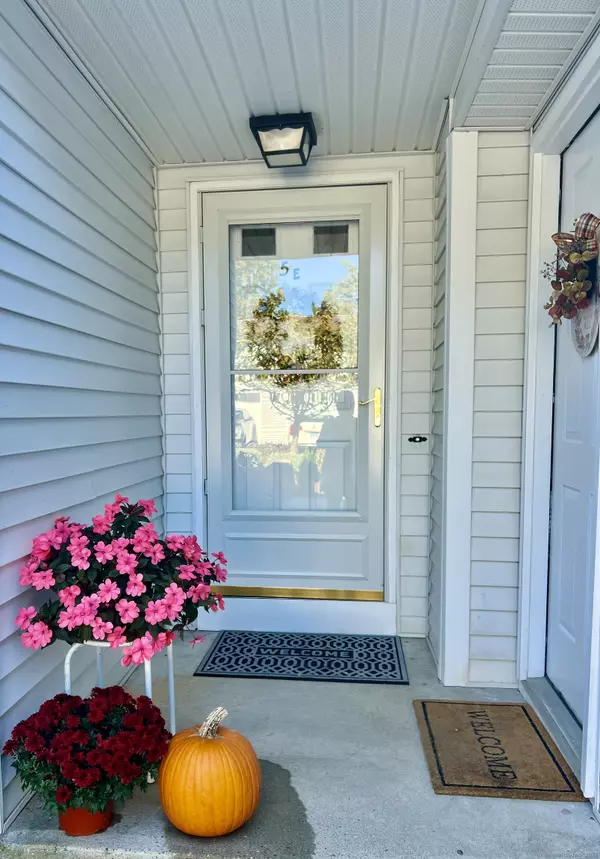 29 Kathleen Drive #APT 5E, Windham, CT 06226
