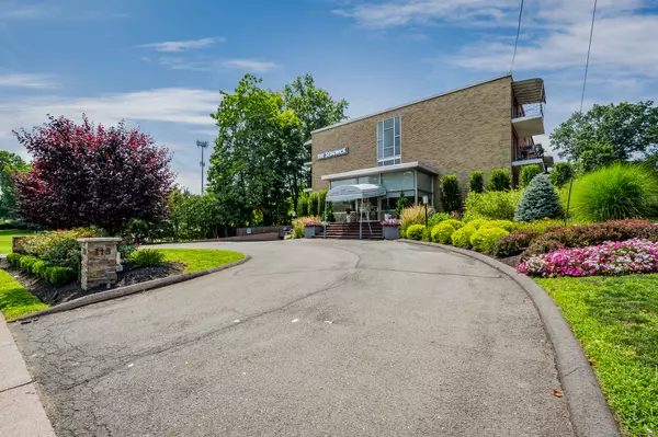 West Hartford, CT 06107,115 South Main Street #C21