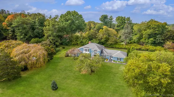 15 Griffing Pond Road, Branford, CT 06405