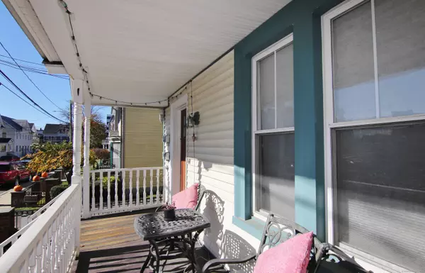 Stamford, CT 06901,11 Dolsen Place #1