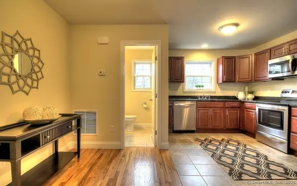 231 West Main Street #C, Milford, CT 06460