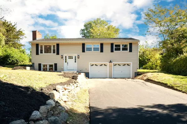59 Barnum Road, New Fairfield, CT 06812